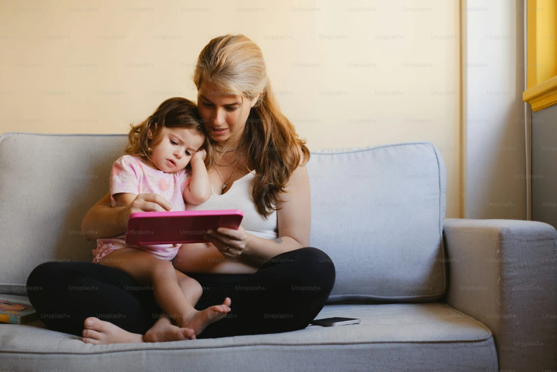 Child engaged in right brain learning activity image